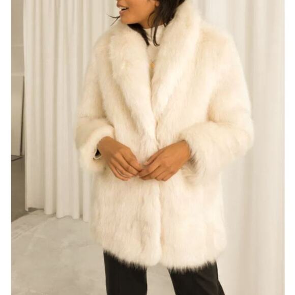 & Other Stories Jackets & Blazers - & Other Stories Off-White Cream Faux Fur Jacket sz 8 Mob Wife Maximalist